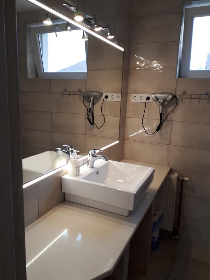 Kertvarosi Apartman II Tiszaújváros Εξωτερικό φωτογραφία